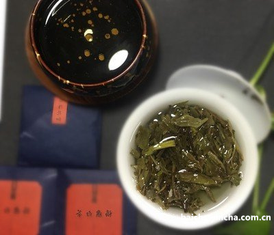 白茶茶饼一般多少克重？