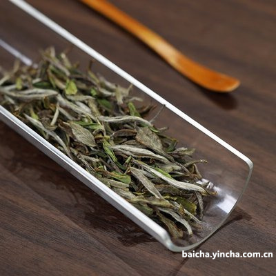 白茶红茶普洱茶哪个好？区别和档次高？好喝吗？