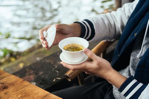 熬夜的人喝茶好吗