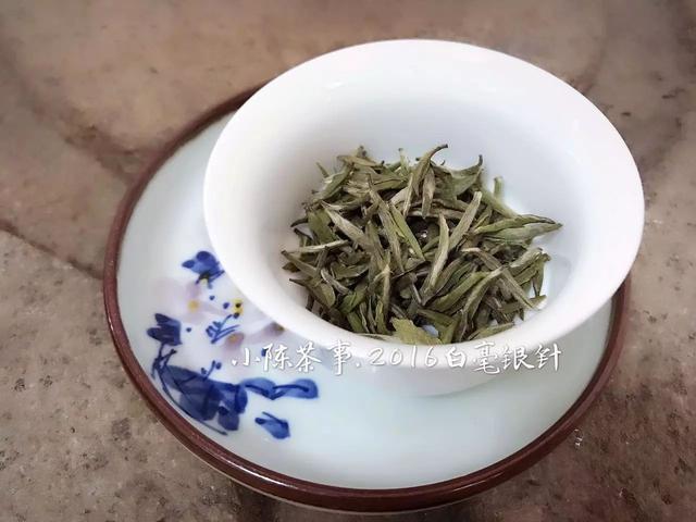 白茶是不是茉莉花茶做的