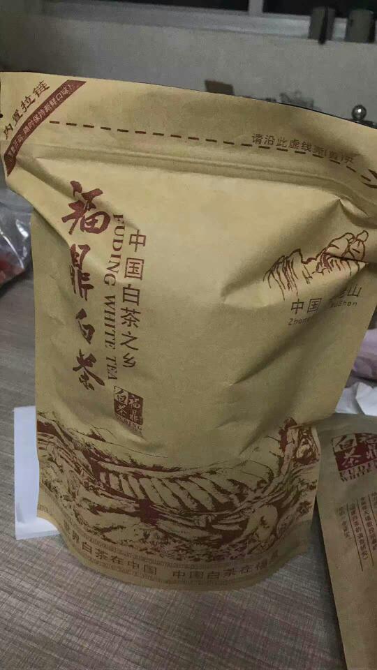 福鼎老白茶价格多少一斤和一盒？