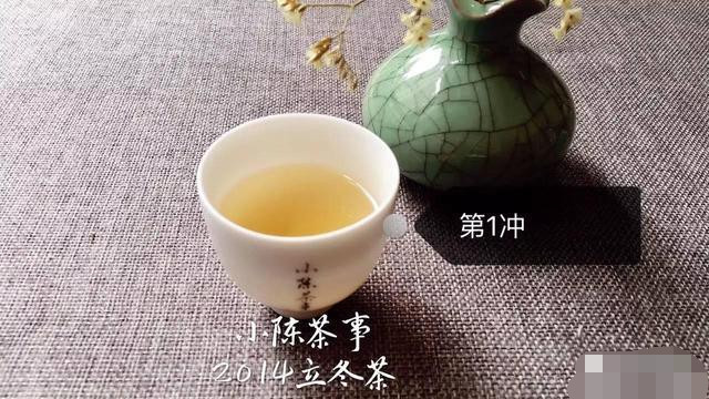 白茶怎么看是新茶还是老茶，如何分辨白茶的好坏及是否变质？