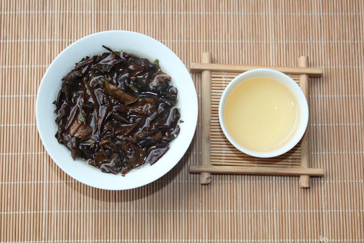 福鼎白茶寿眉礼盒装茶饼价格