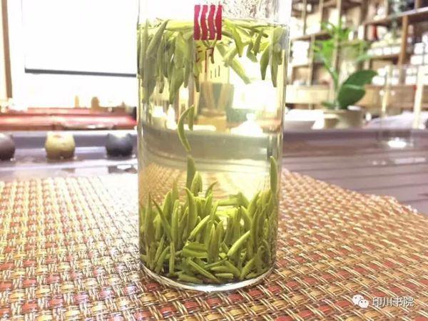 白茶和绿茶能治口臭吗