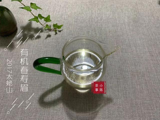 白茶红茶绿茶黑茶味道区别