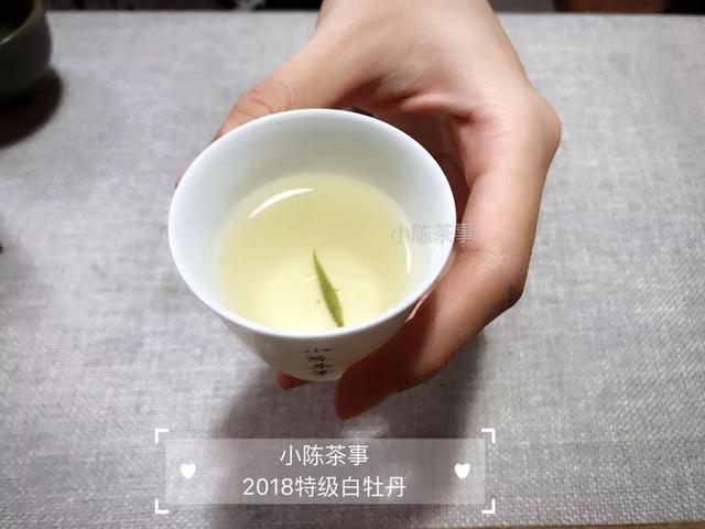 白牡丹茶和陈皮白茶的区别