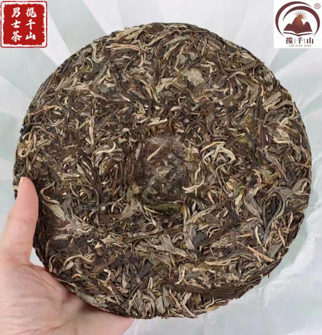 普洱茶和白茶哪个养胃更好呢？