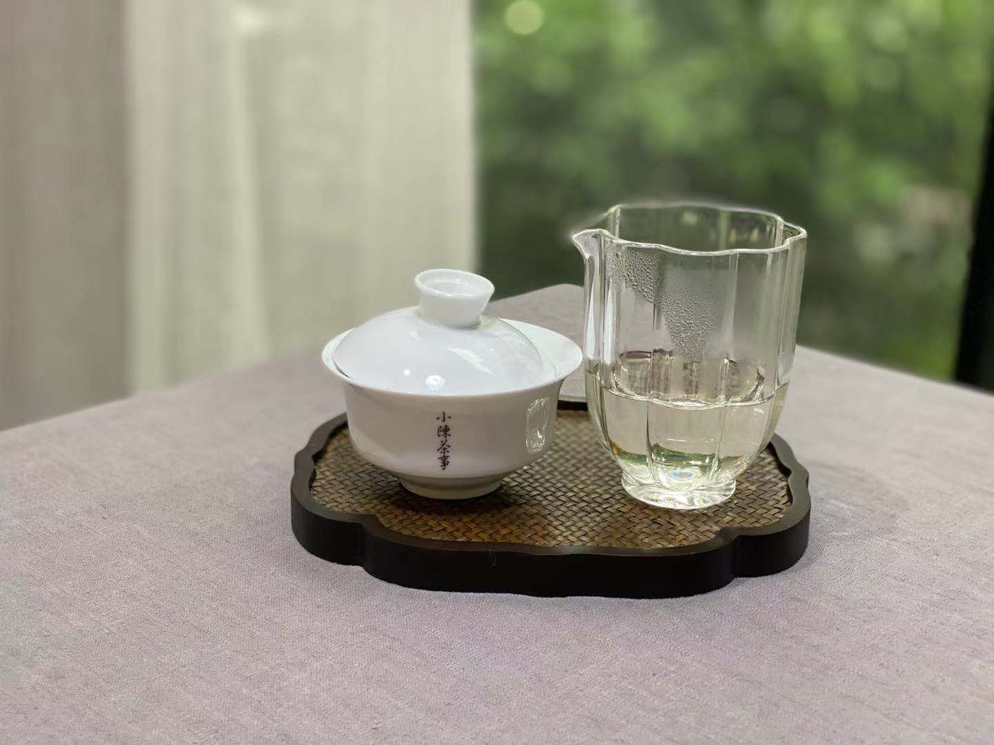 泡茶玻璃杯可以泡白茶吗