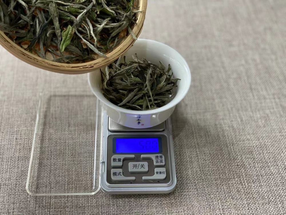 岩茶绿茶红茶白茶的特性及区别