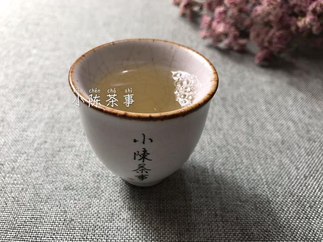 普洱岩茶红茶哪个好喝：选择茶叶