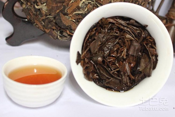 寿眉白茶和绿茶哪个功效好一点-寿眉白茶和绿茶哪个功效好一点呢