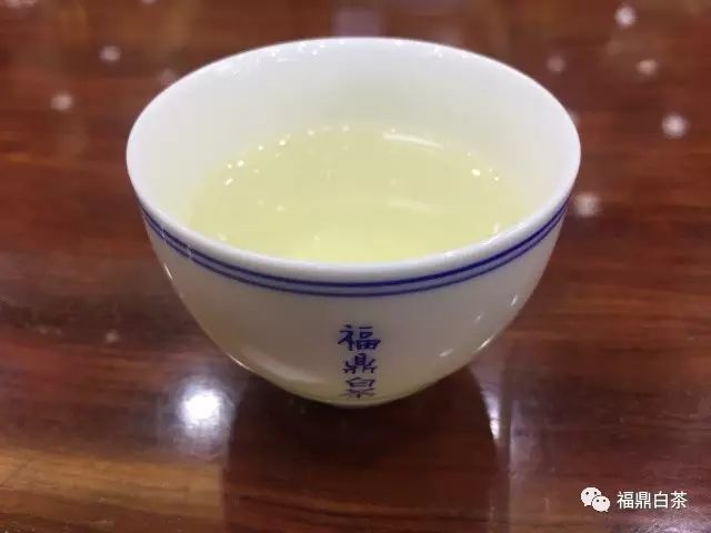 一年的白茶能喝吗